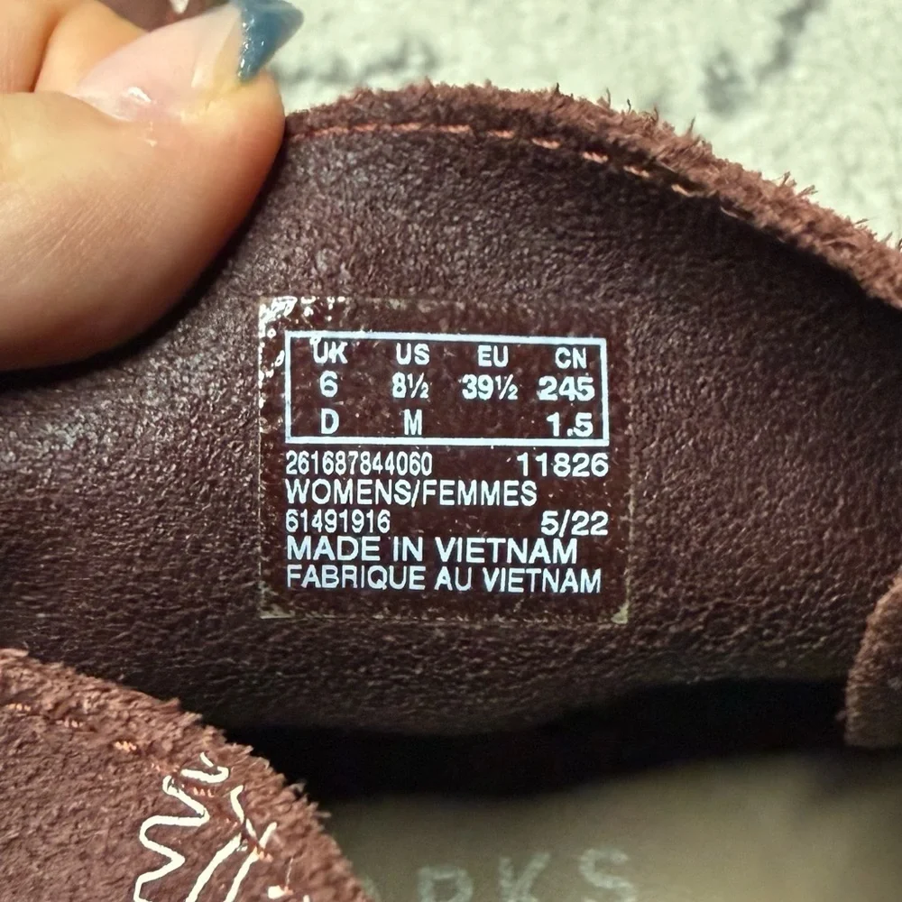 CLARKS Original Paisley Boho Desert Boot in Brick Red